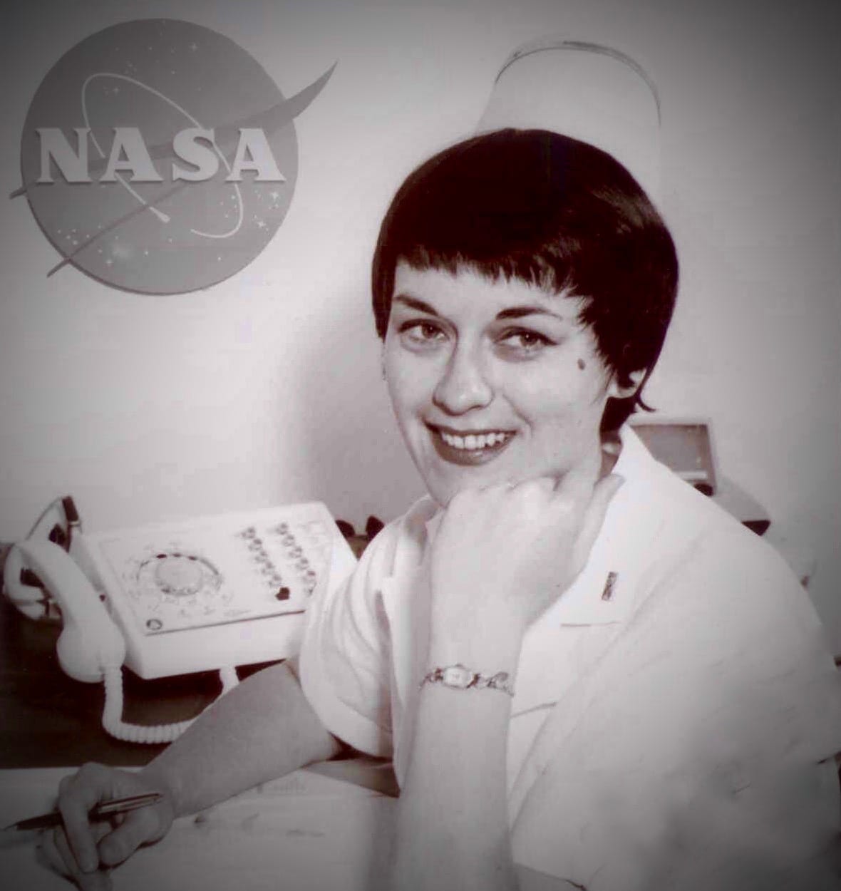 Dee O'Hara - Personal Nurse to the NASA astronauts 1957-70